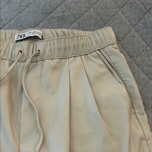 Zara Women's Cream Vegan-Leather Pants